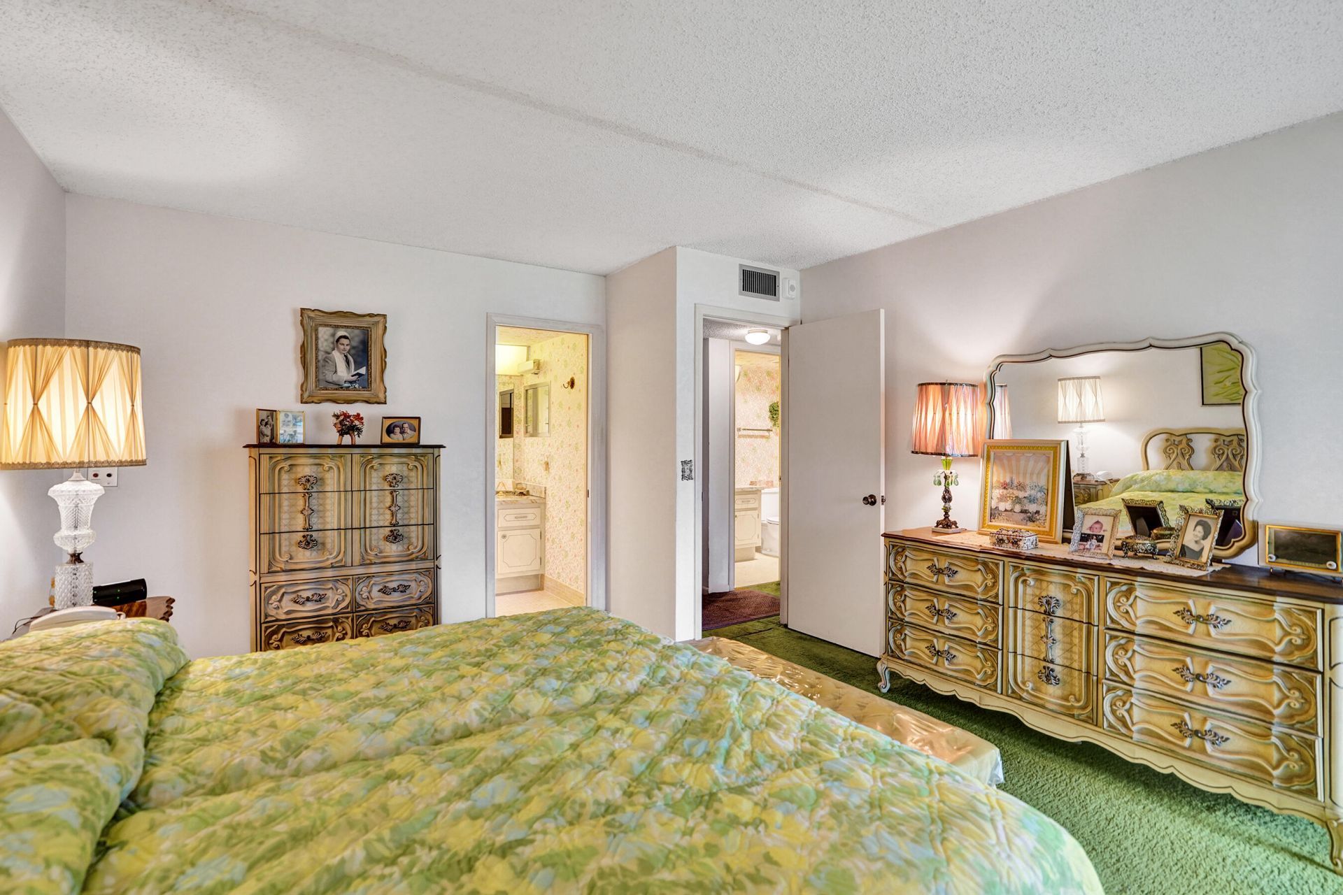 2049 Lyndhurst, Deerfield Beach, FL 33442 Photo