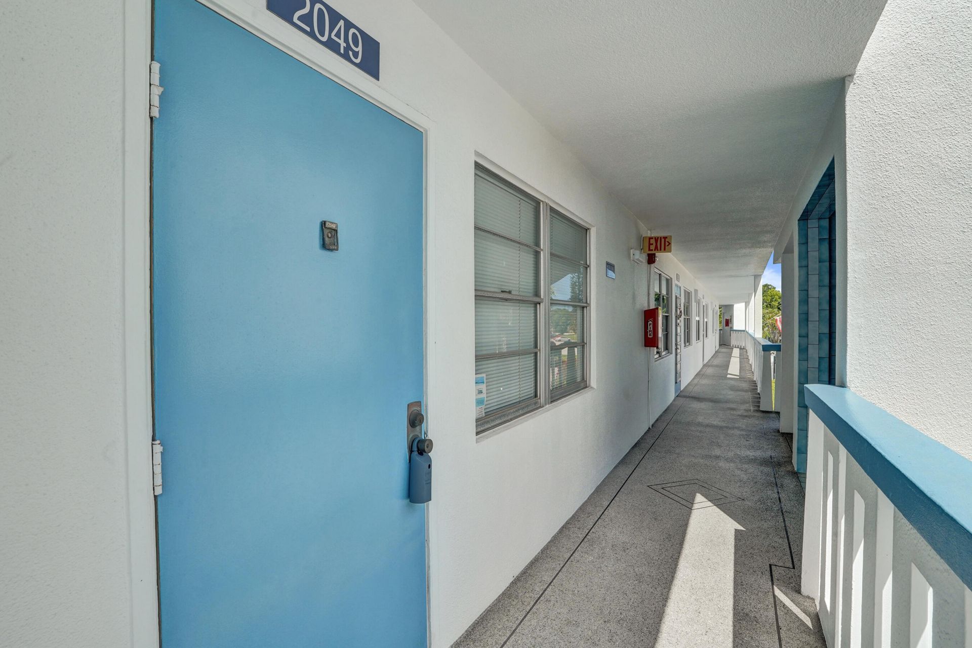 2049 Lyndhurst, Deerfield Beach, FL 33442 Photo