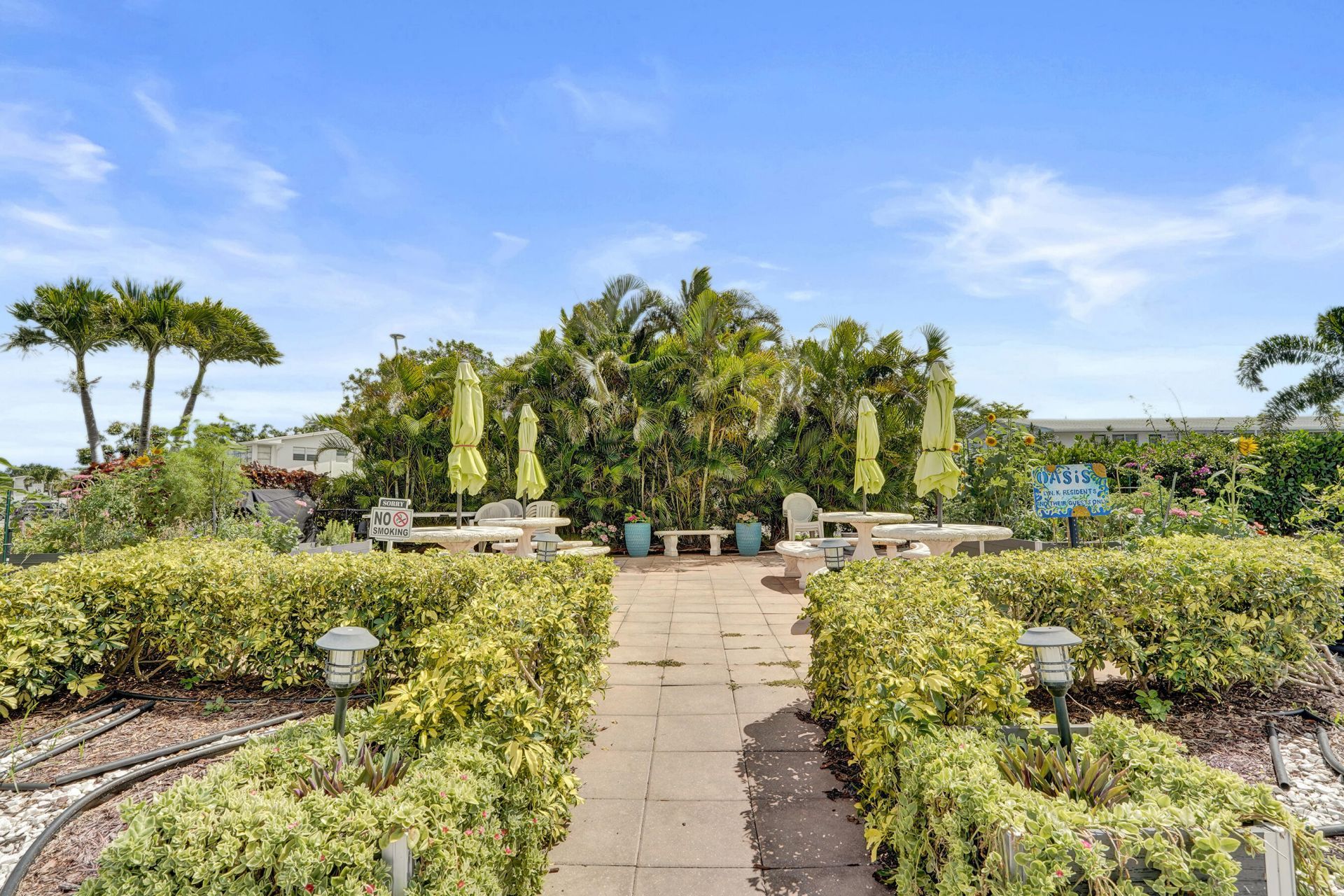 2049 Lyndhurst, Deerfield Beach, FL 33442 Photo