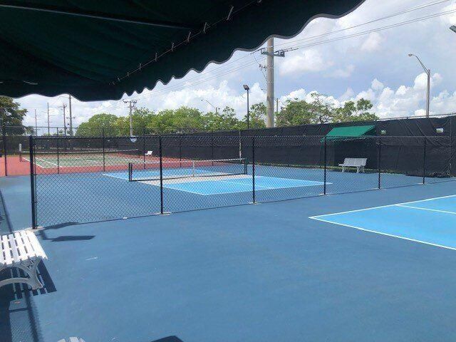 2049 Lyndhurst, Deerfield Beach, FL 33442 Photo