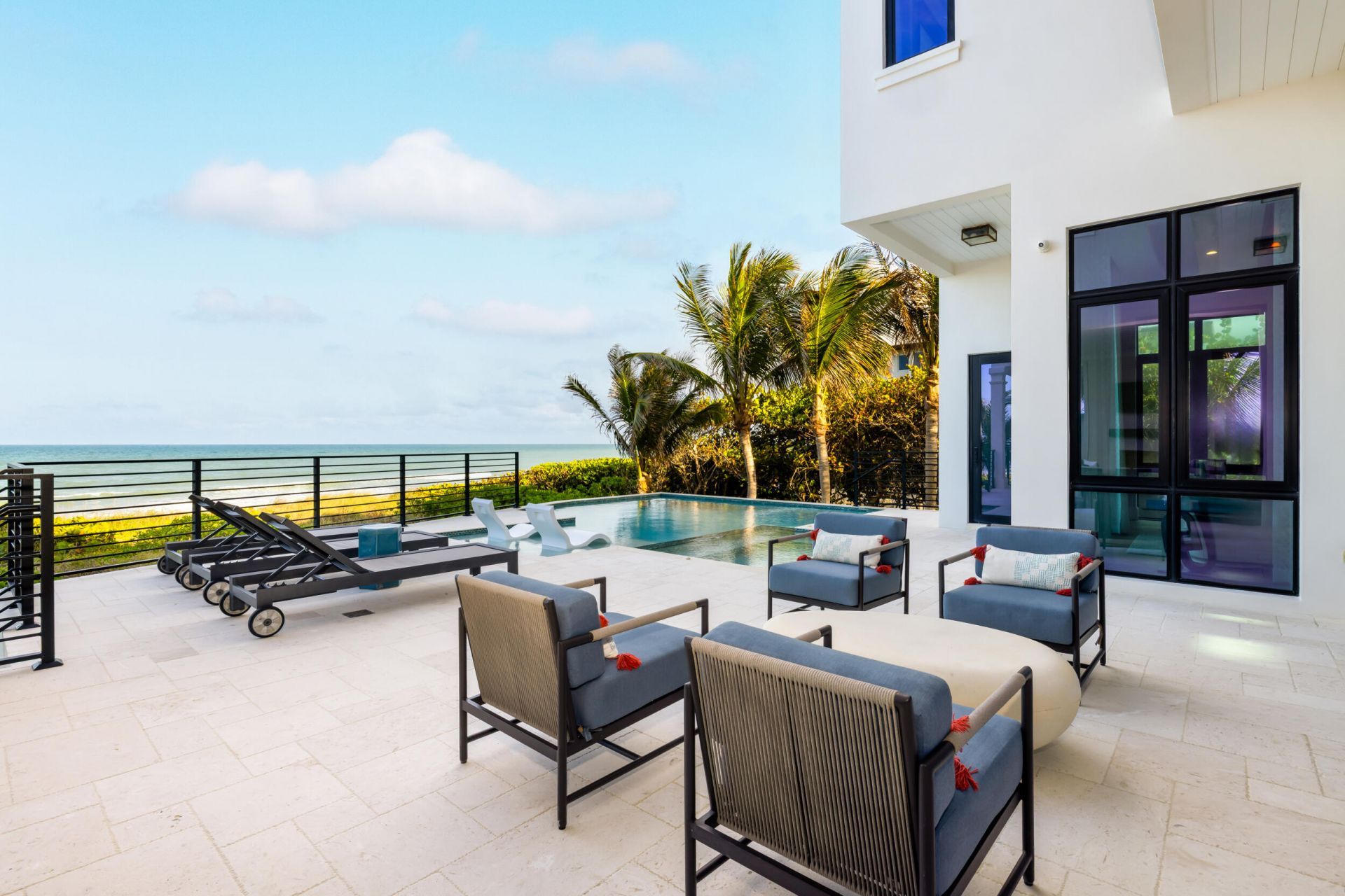 8036 S Ocean Drive, Jensen Beach, FL 34957 Photo
