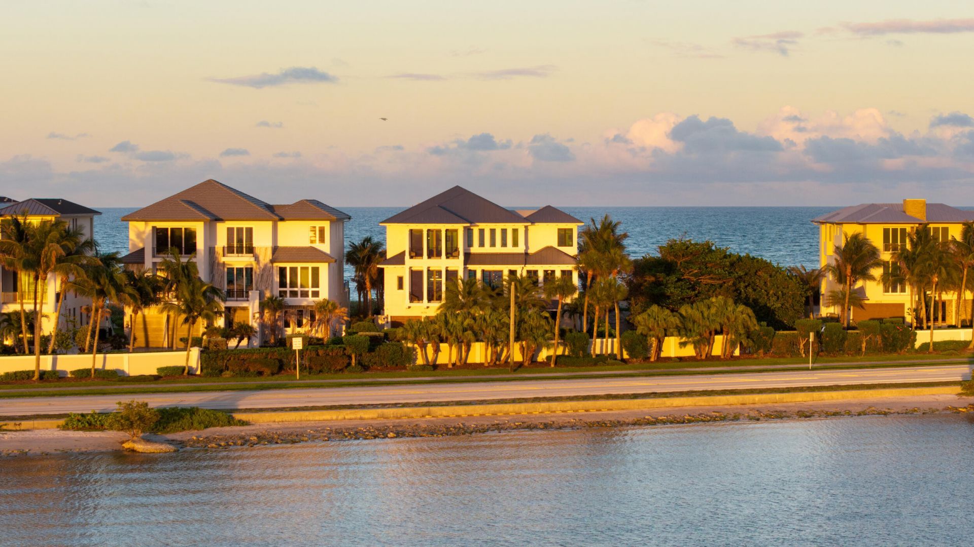 8036 S Ocean Drive, Jensen Beach, FL 34957 Photo