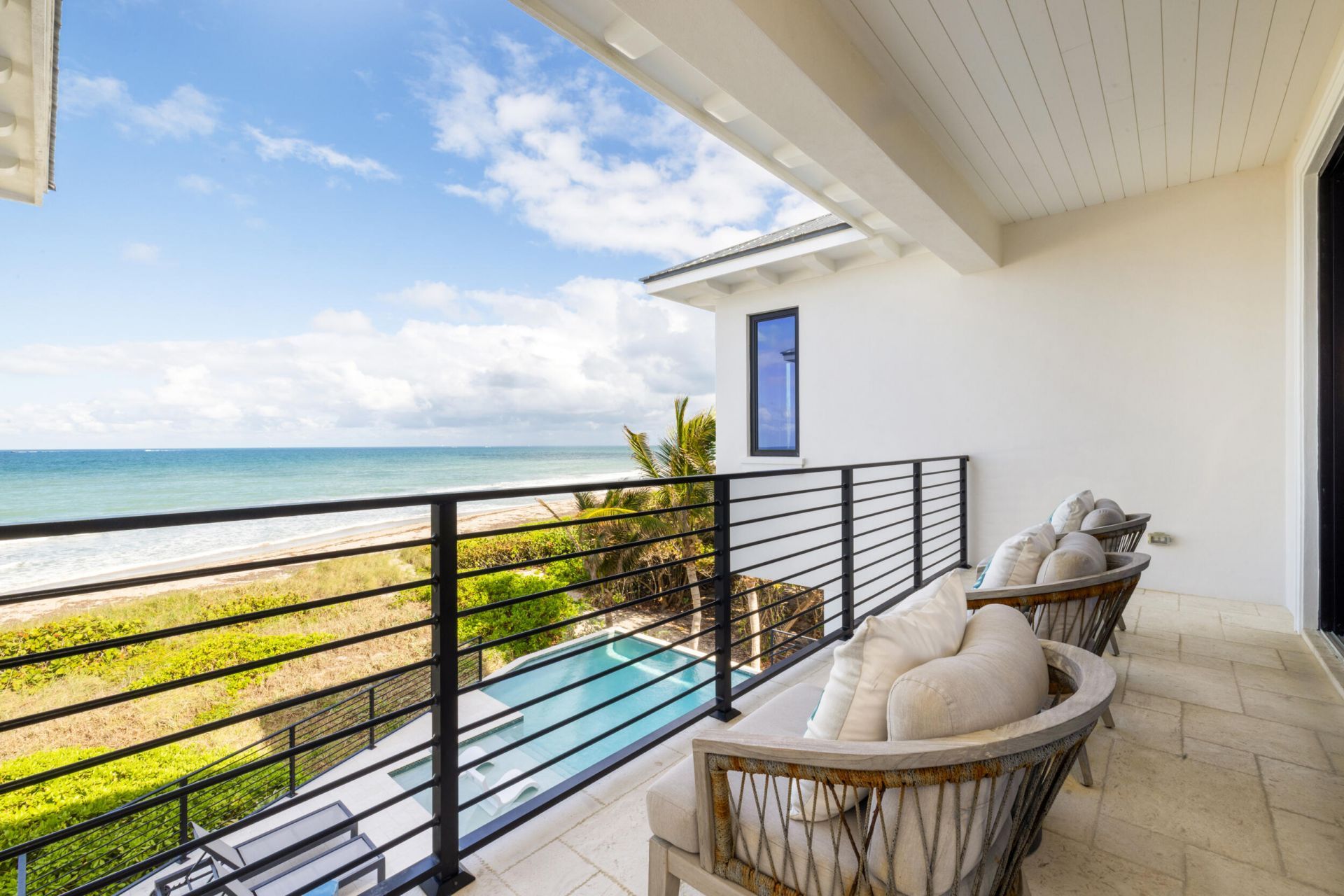 8036 S Ocean Drive, Jensen Beach, FL 34957 Photo