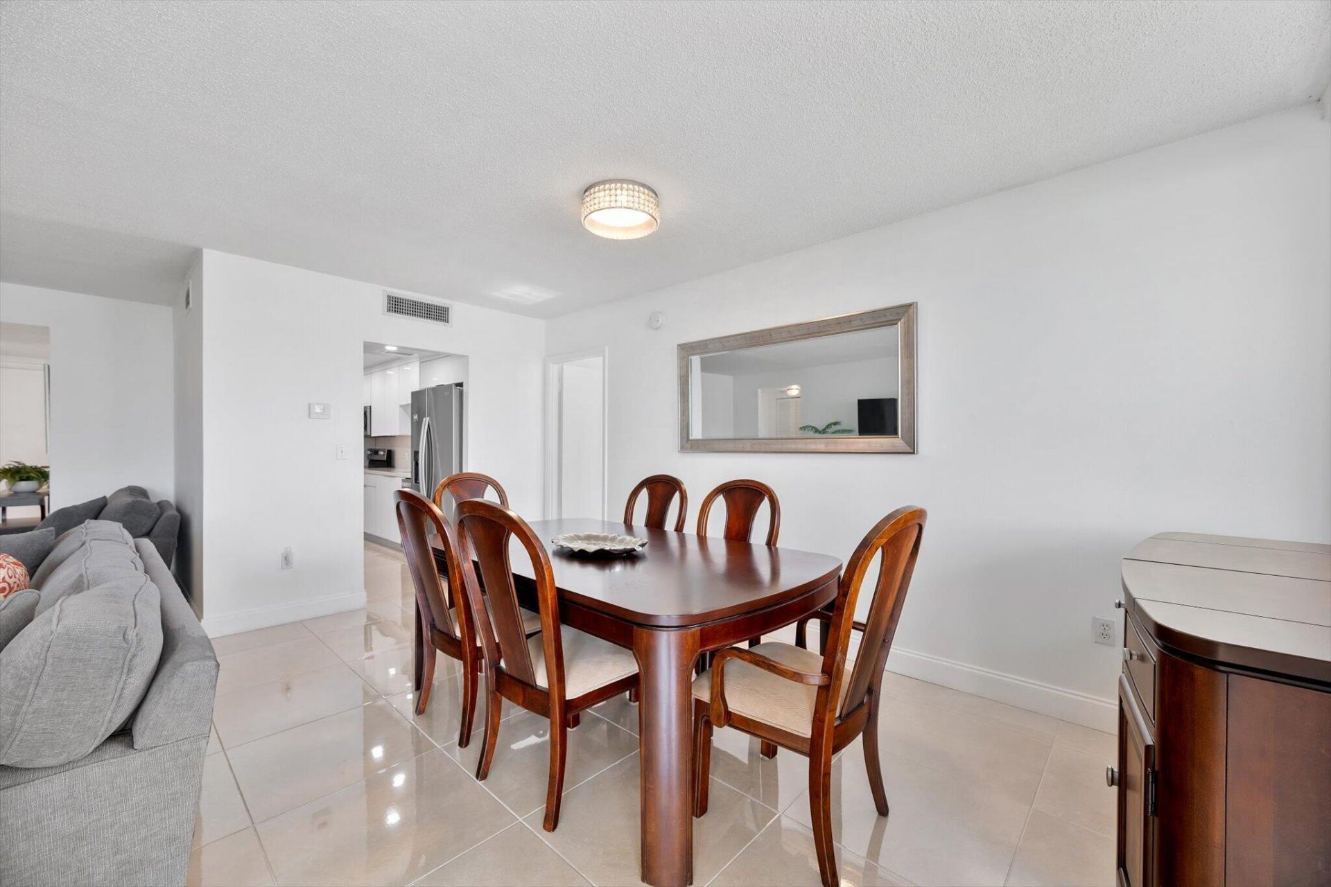 1080 94th Street, Unit 411, Bay Harbor Islands, FL 33154 Photo