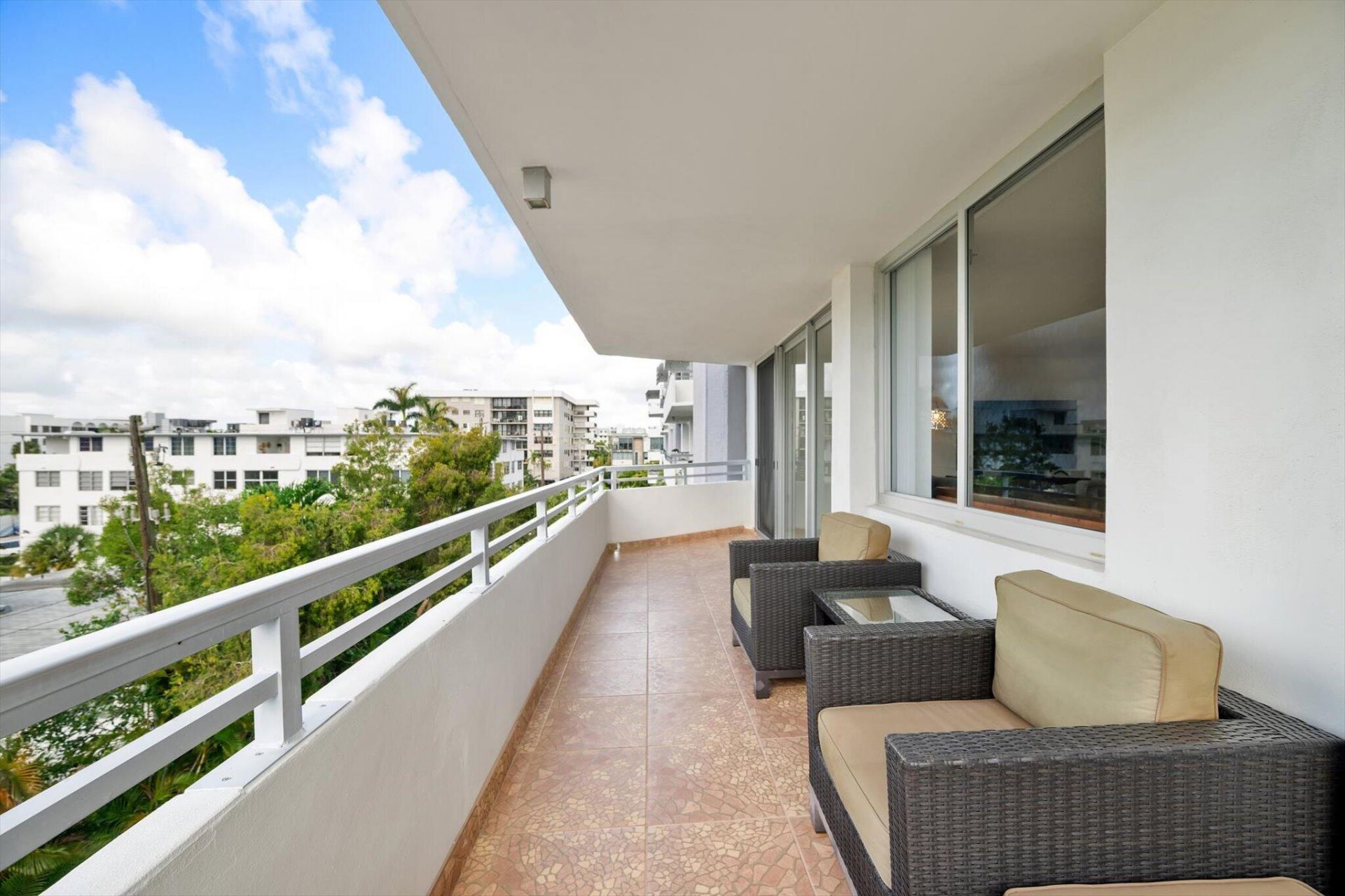1080 94th Street, Unit 411, Bay Harbor Islands, FL 33154 Photo