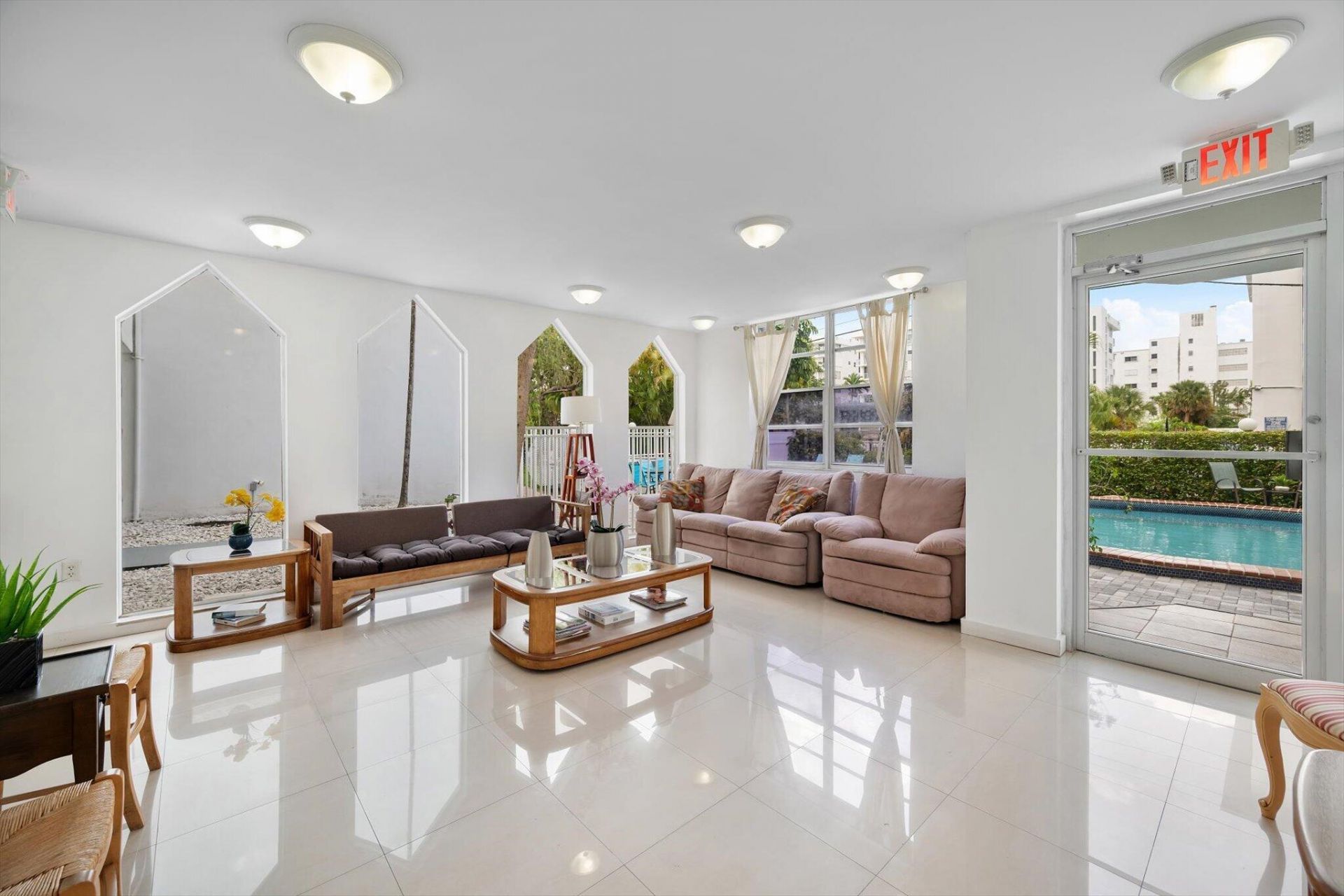 1080 94th Street, Unit 411, Bay Harbor Islands, FL 33154 Photo