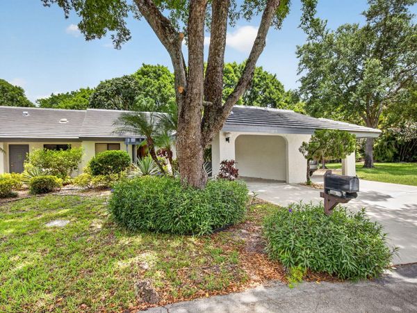 10015 Hickorywood Place, Boynton Beach, FL 33437