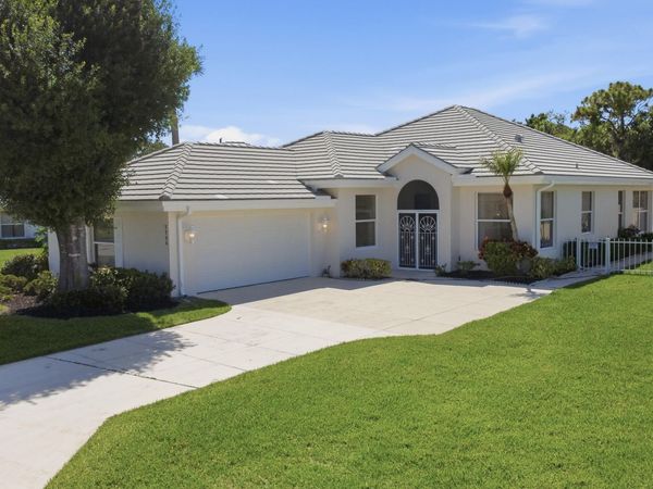 7756 SE Bay Cedar Circle, Hobe Sound, FL 33455