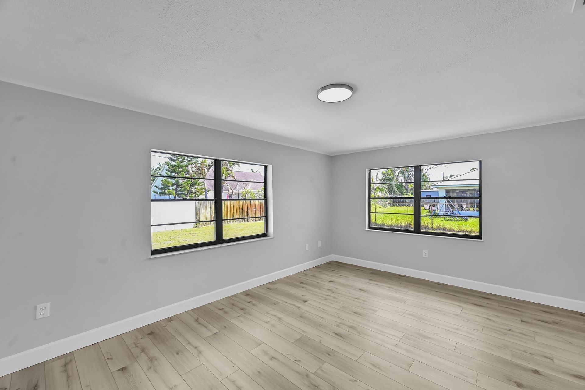 794 SE Albatross Avenue, Port Saint Lucie, FL 34983 Photo