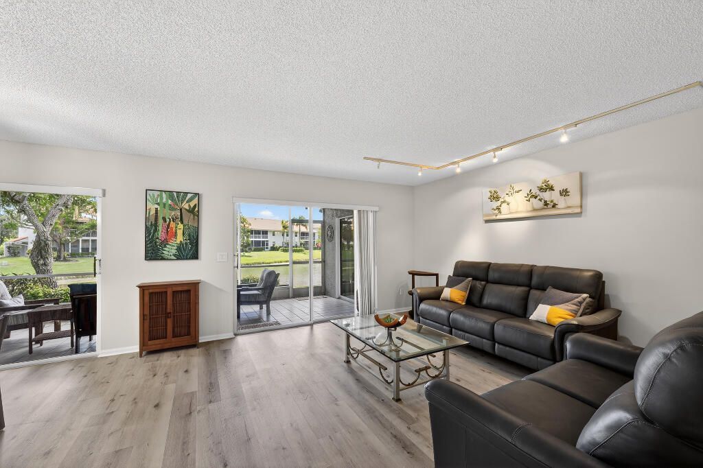 7634 Majestic Palm Drive, Unit 101, Boynton Beach, FL 33437 Photo