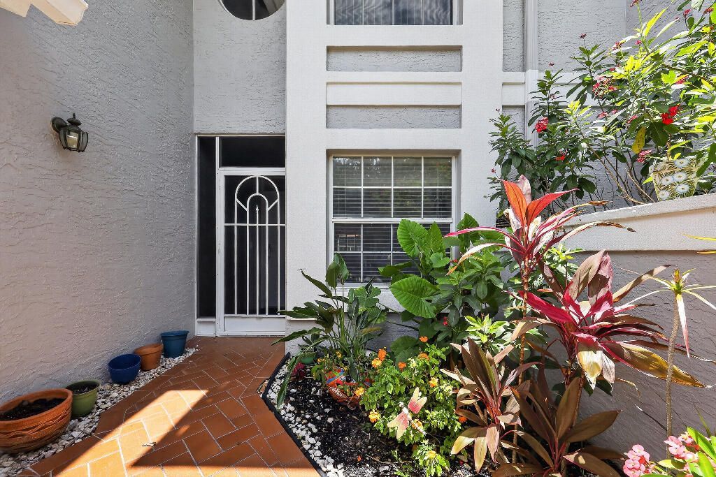 7634 Majestic Palm Drive, Unit 101, Boynton Beach, FL 33437 Photo