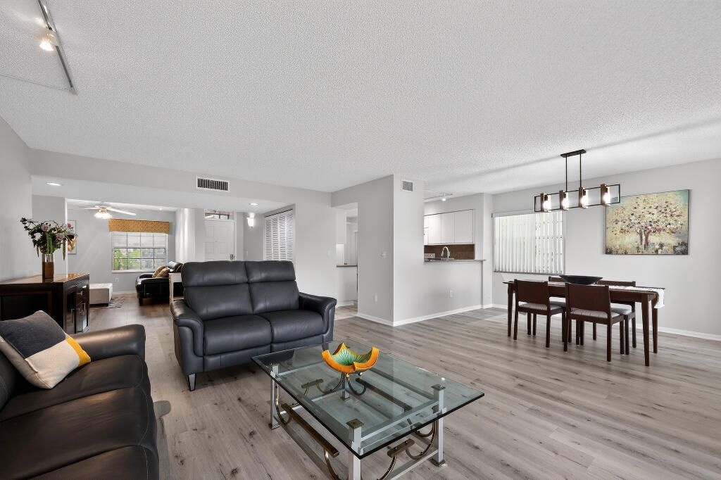 7634 Majestic Palm Drive, Unit 101, Boynton Beach, FL 33437 Photo