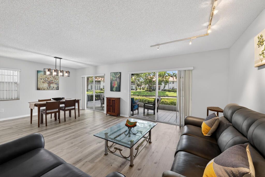 7634 Majestic Palm Drive, Unit 101, Boynton Beach, FL 33437 Photo