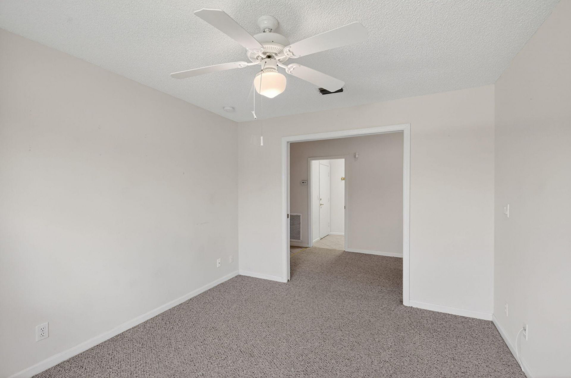 8171 Palm Gate Drive, Boynton Beach, FL 33436 Photo