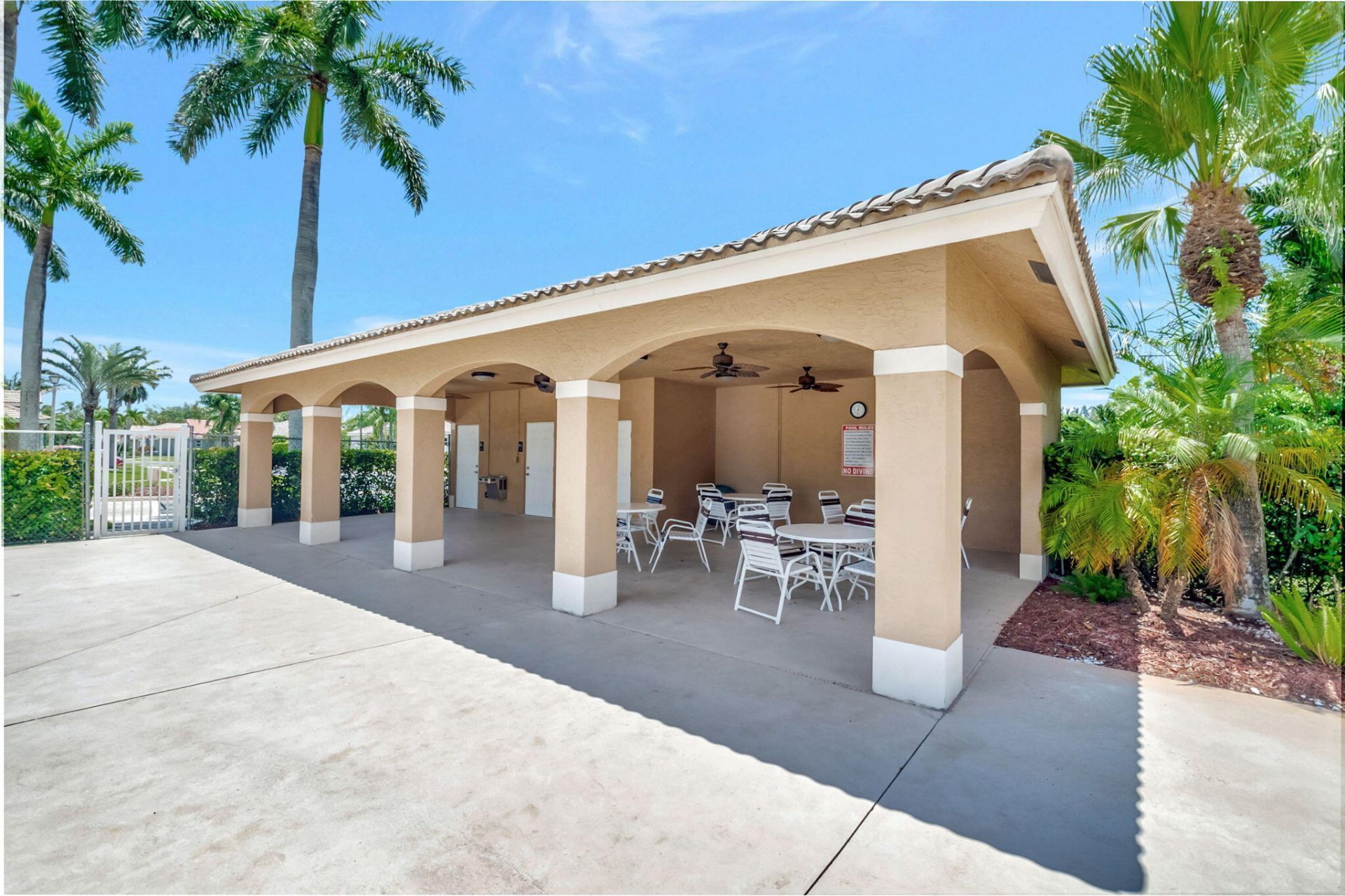 8171 Palm Gate Drive, Boynton Beach, FL 33436 Photo