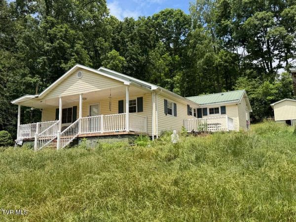 13174 Topeka Drive, Bristol, VA 24202