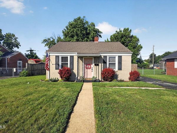 1560 East Sevier Avenue, Kingsport, TN 37664