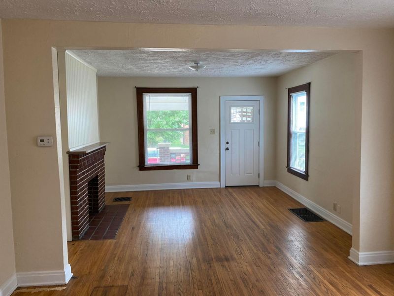 2598 Dayton Avenue, Columbus, OH 43202 Photo 6