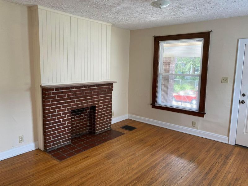 2598 Dayton Avenue, Columbus, OH 43202 Photo 7
