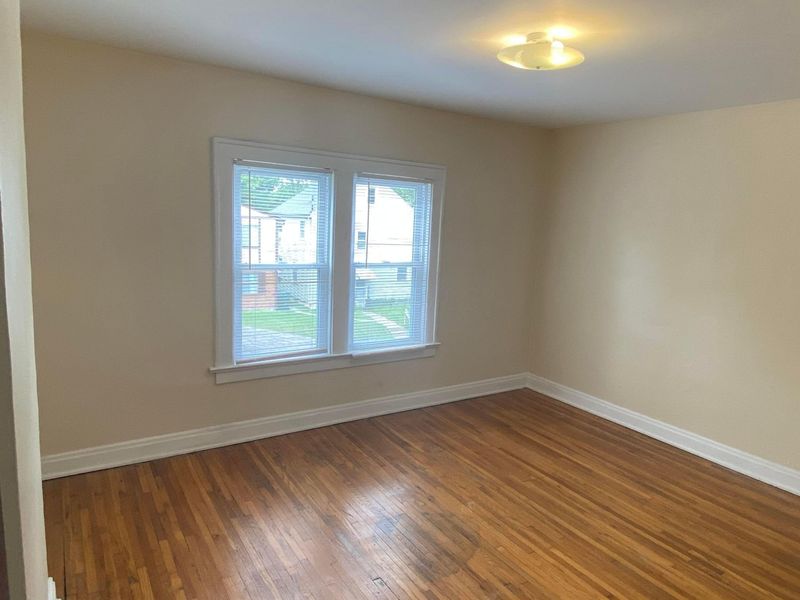 2598 Dayton Avenue, Columbus, OH 43202 Photo 9