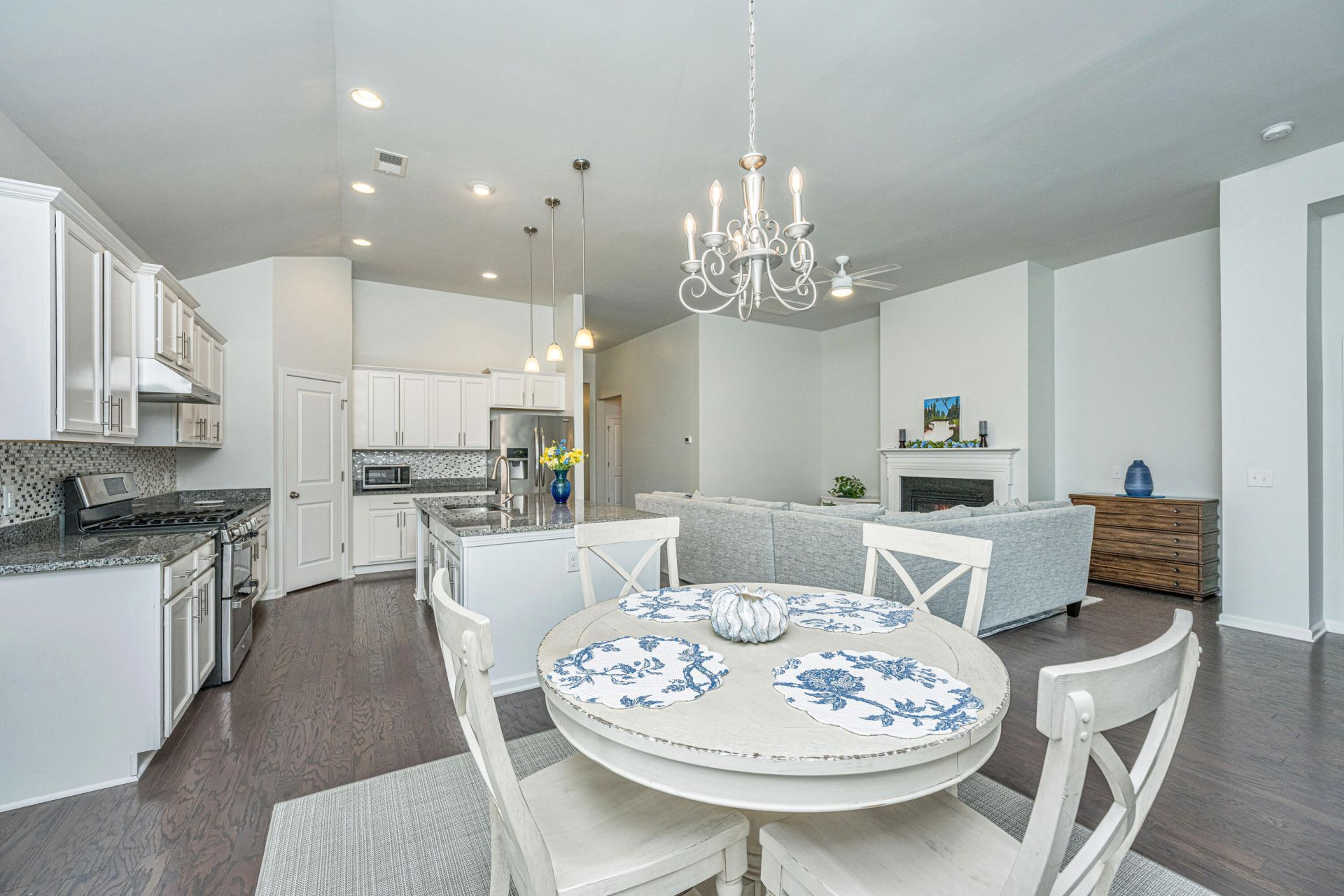 107 Yeamans Way Photo 10