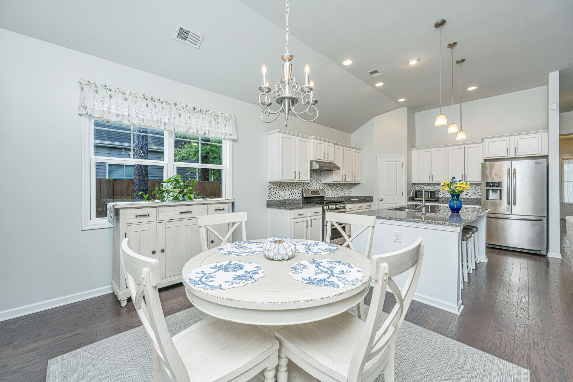 107 Yeamans Way Photo 9
