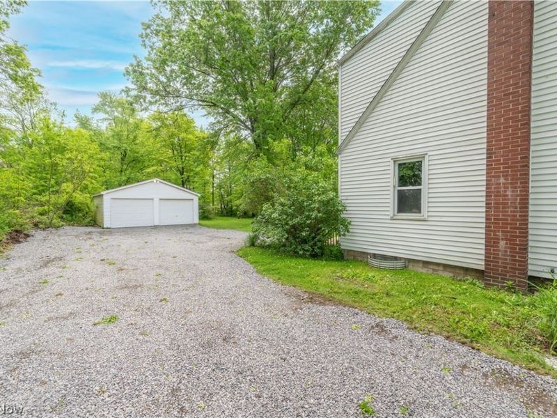 6665 Clingan Road, Poland, OH 44514 Photo 4