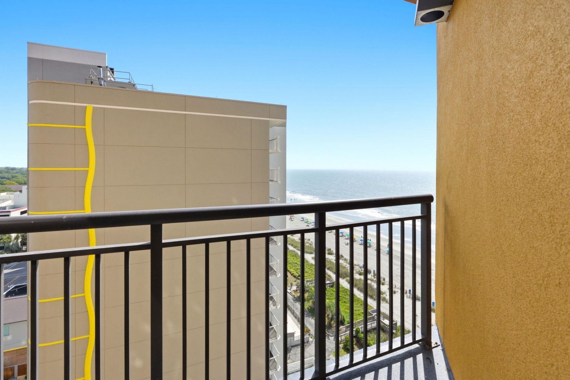 2600 N Ocean Blvd.  Photo 29