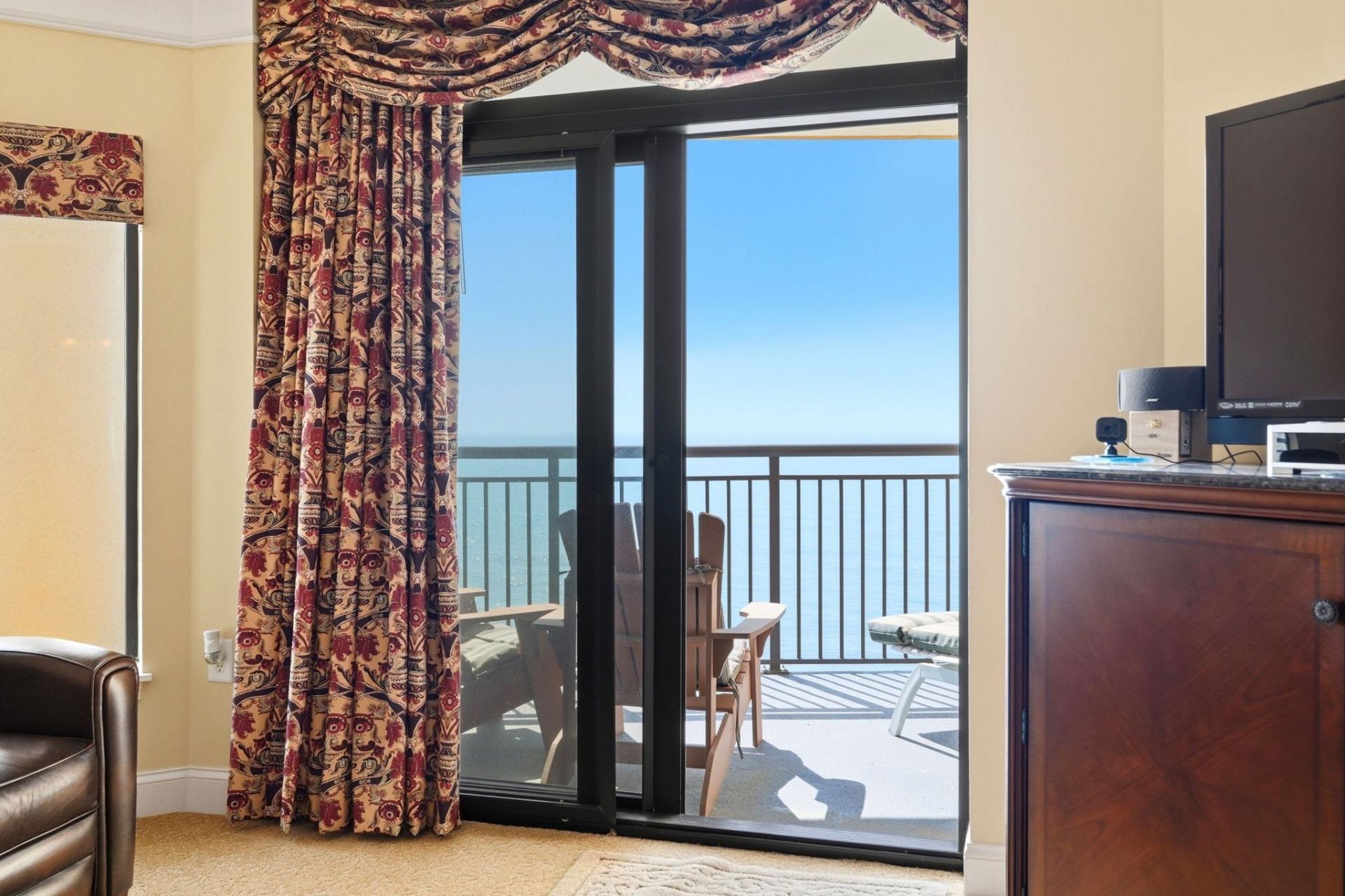 2600 N Ocean Blvd.  Photo 8