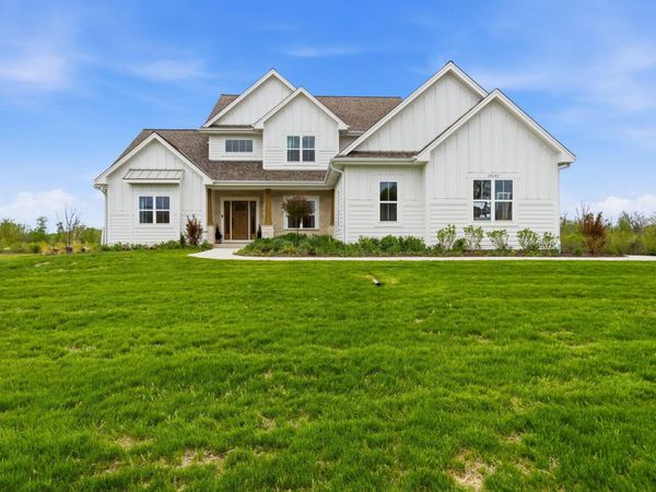 14141 N Lake Shore Dr, Mequon, WI 53097