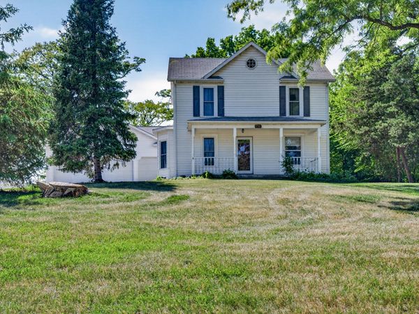 2613 Baumgartner Dr, Campbell, WI 54603