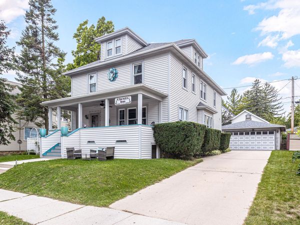 121 S East St, Elkhart Lake, WI 53020