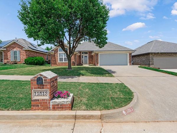 12513 SW 13th Street, Yukon, OK 73099