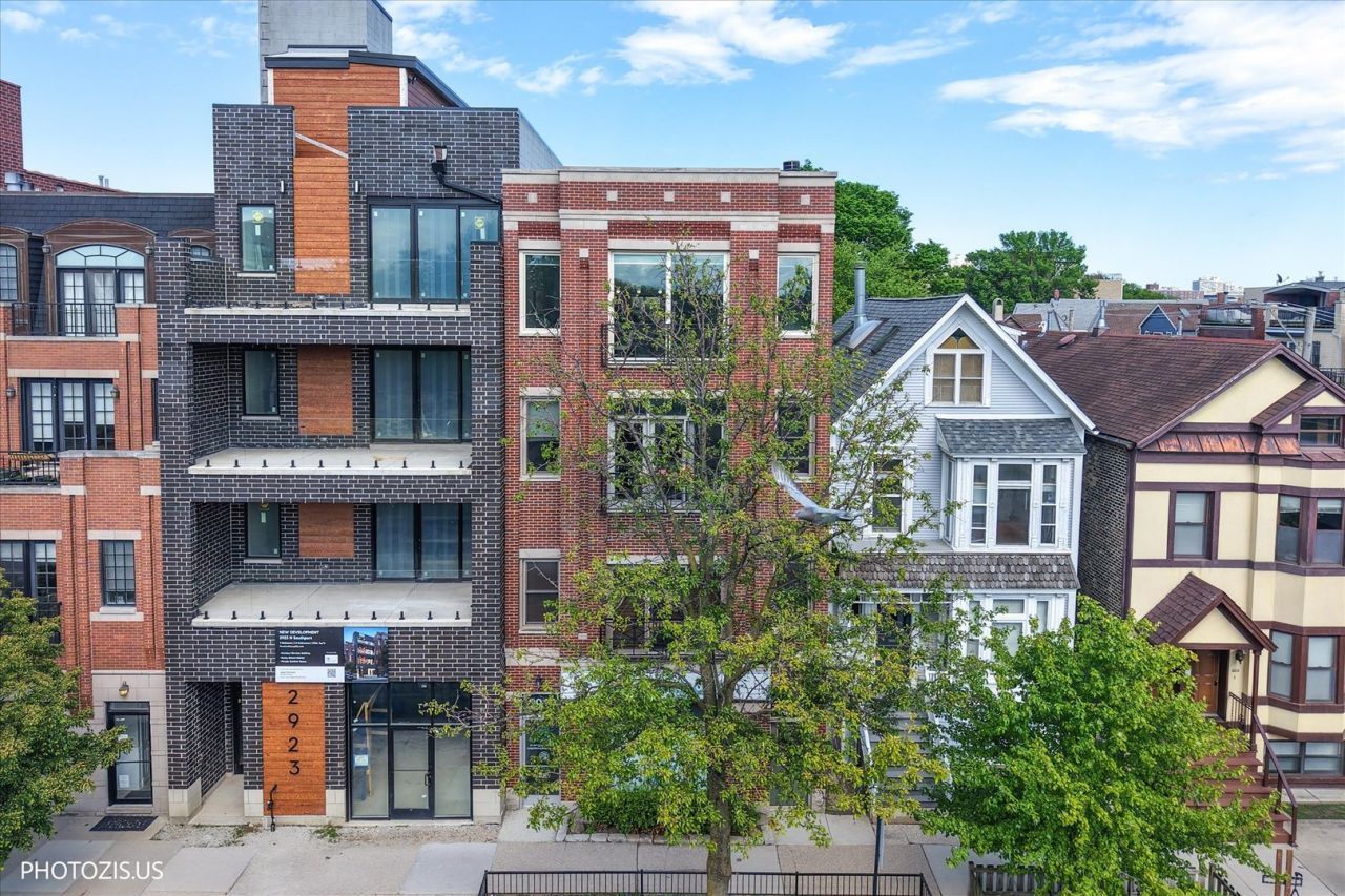 2919 N Southport Avenue, Unit 4, Chicago, IL 60657 Main Photo