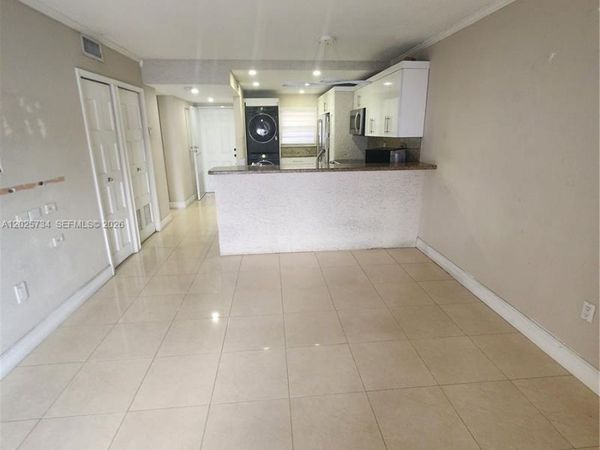 Unit 16, Hialeah, FL 33016