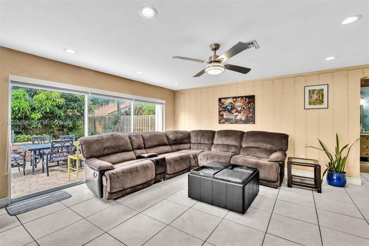 16408 Sapphire Pl , Weston, FL 33331 Photo