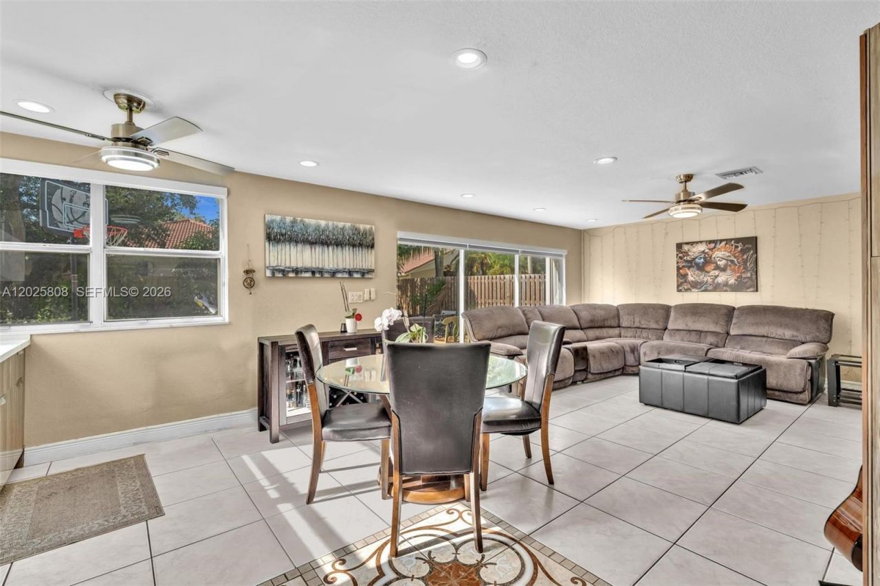 16408 Sapphire Pl , Weston, FL 33331 Photo