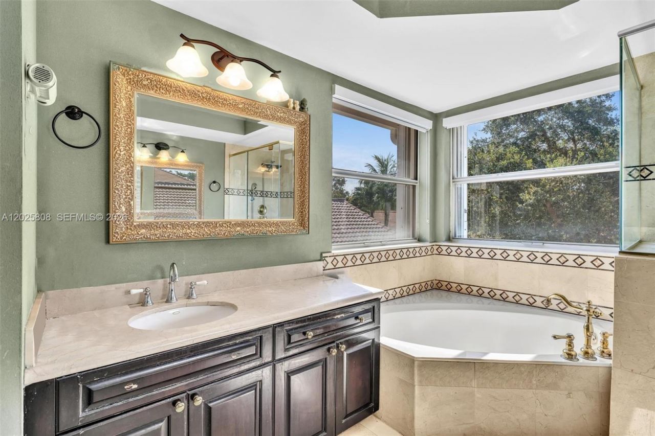 16408 Sapphire Pl , Weston, FL 33331 Photo