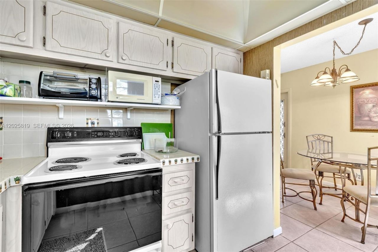 117 Westbury E , Unit 117, Deerfield Beach, FL 33442 Photo