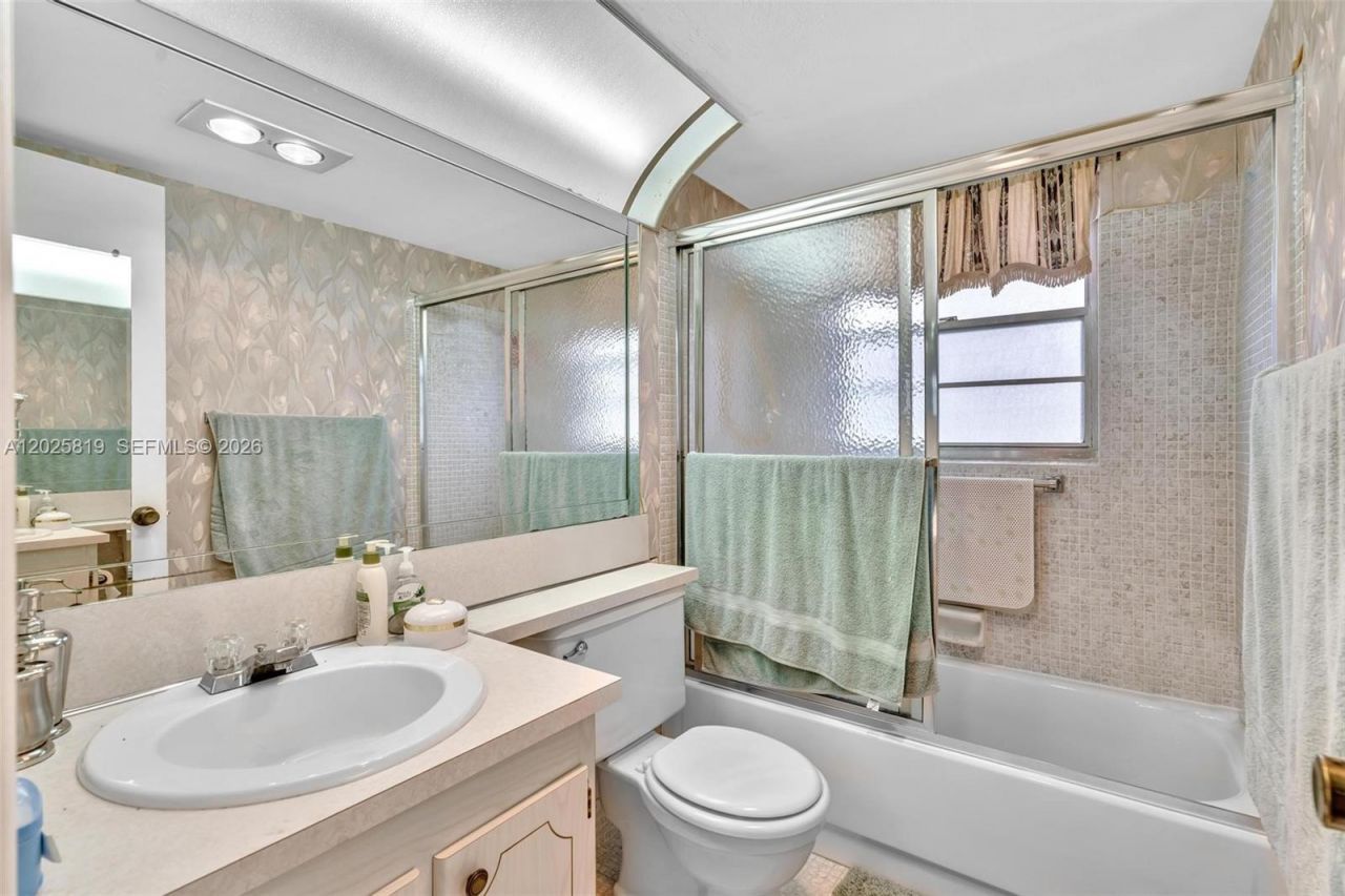 117 Westbury E , Unit 117, Deerfield Beach, FL 33442 Photo