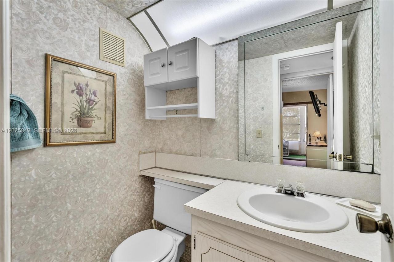 117 Westbury E , Unit 117, Deerfield Beach, FL 33442 Photo