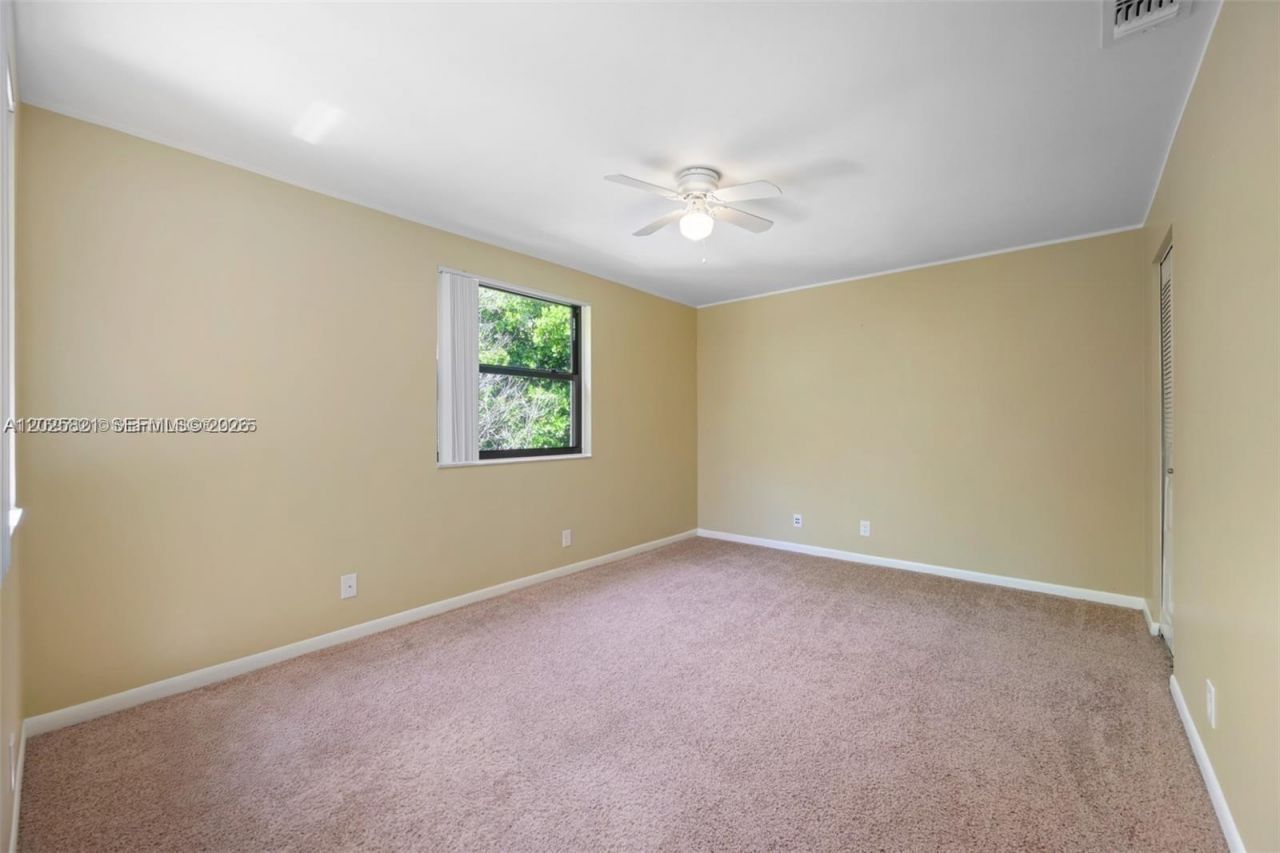 10161 W Sunrise Blvd , Unit 304, Plantation, FL 33322 Photo
