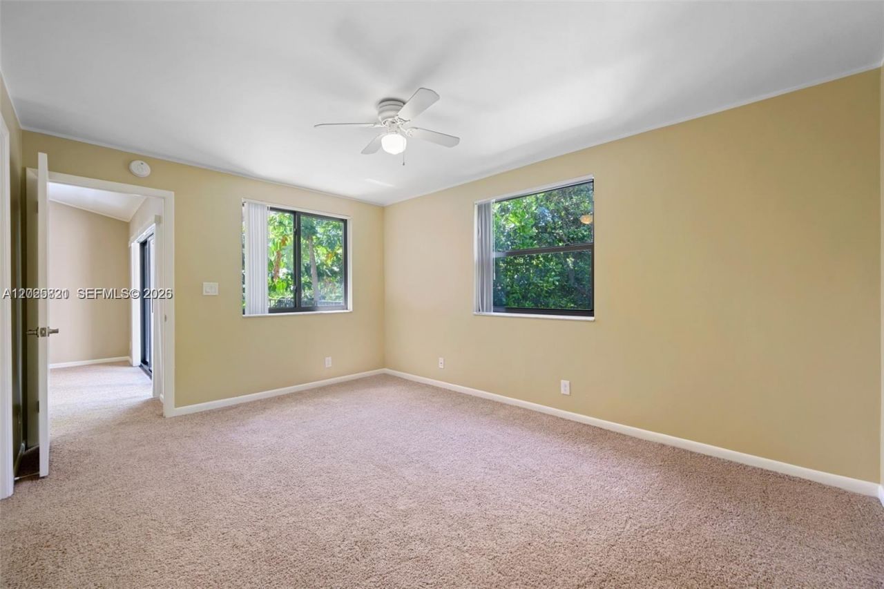 10161 W Sunrise Blvd , Unit 304, Plantation, FL 33322 Photo