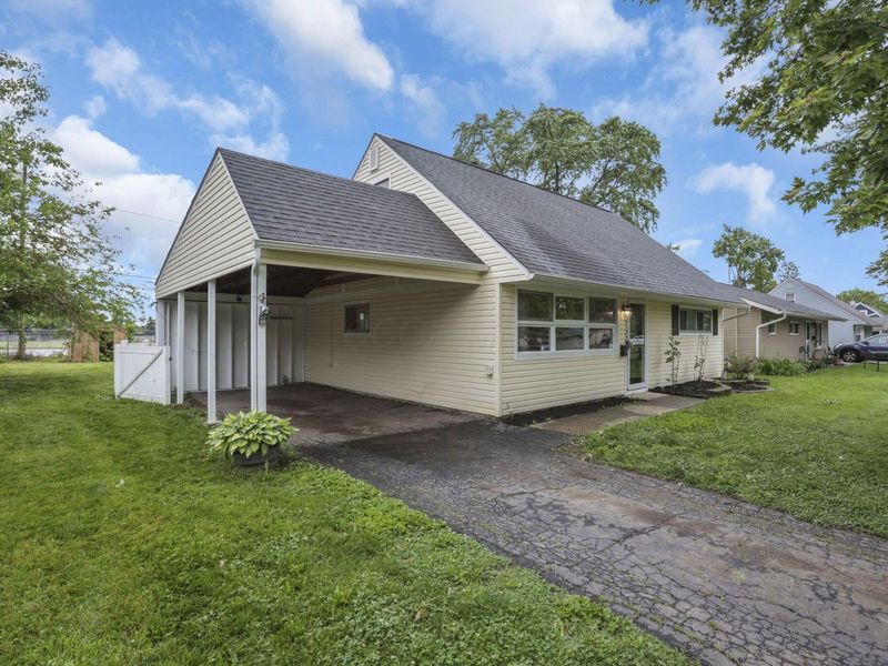4139 Virginia Circle E, Columbus, OH 43213 Photo 3