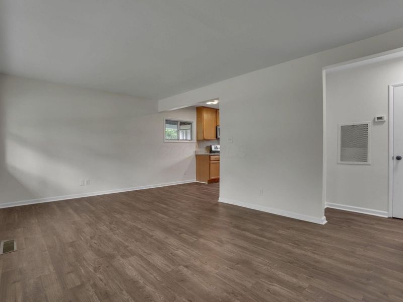 4139 Virginia Circle E, Columbus, OH 43213 Photo 8