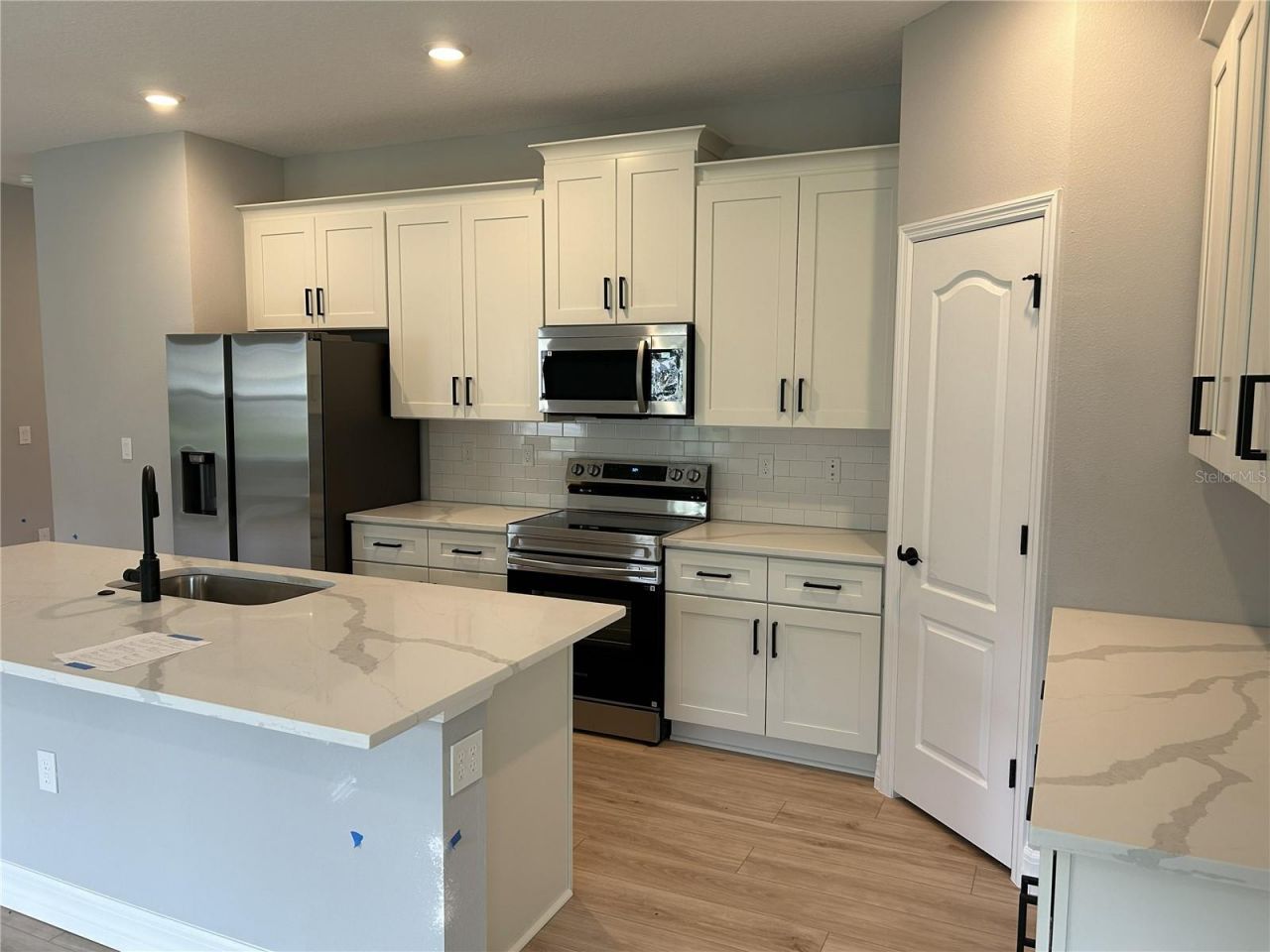5887 N Bedstrow Boulevard, Dunnellon, FL 34434 Photo