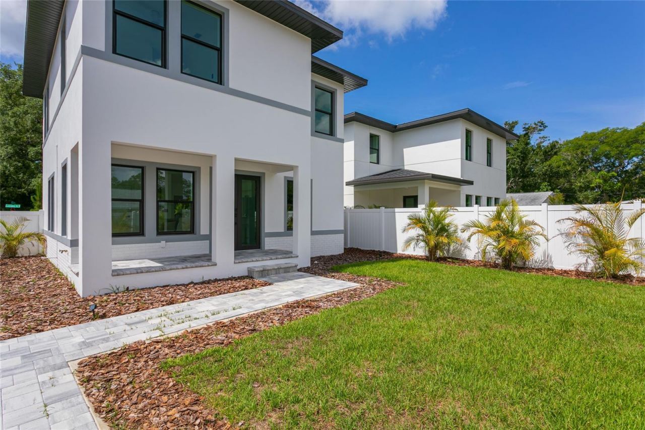4601 Queensboro Avenue S, Saint Petersburg, FL 33711 Photo