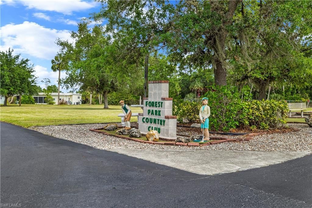 514 Blossom Ct, North Fort Myers, FL 33917 Photo