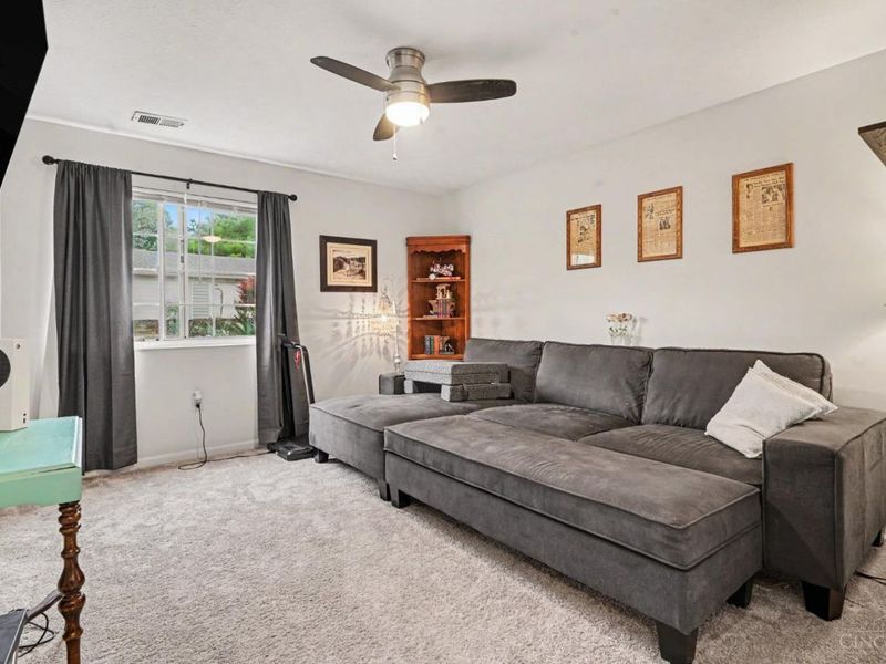 7550 Shawnee Lane, Unit 143, West Chester, OH 45069 Photo 4