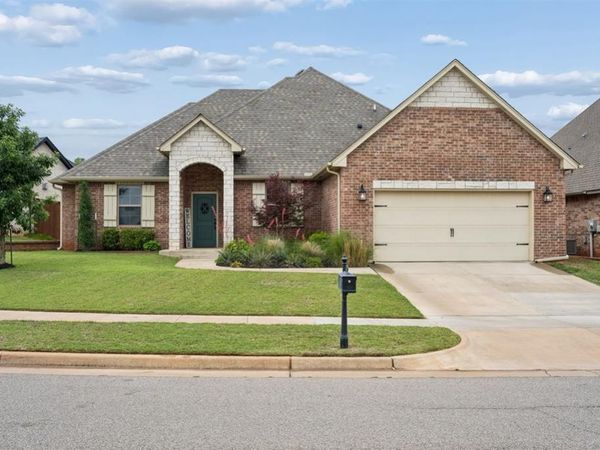 712 NW 192nd Terrace, Edmond, OK 73012